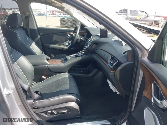 2022 Acura RDX w/Advance Package with VIN 5J8TC2H72NL002017, listed as a IAAI auction lot 41531987 with 34,197 mi miles. Bid and sale history available at carsss.com. Image 5.