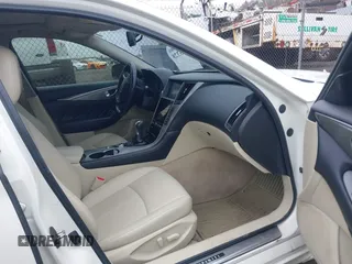 2016 Infiniti Q50 3.0t Premium with VIN JN1EV7AR4GM341324, listed as a IAAI auction lot 42093328 with 95,942 mi miles. Bid and sale history available at carsss.com. Image 5.