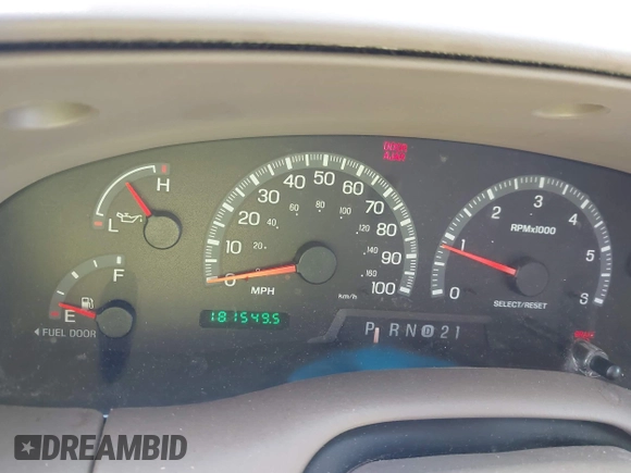 2001 Ford F-150 XL z VIN 1FTRX17WX1NA20036, wystawiony jako IAAI lot #42231600 z przebiegiem 181 549 mil mil oraz . Historia ofert i sprzedaży dostępna na DreamBid. Obrazek 7.