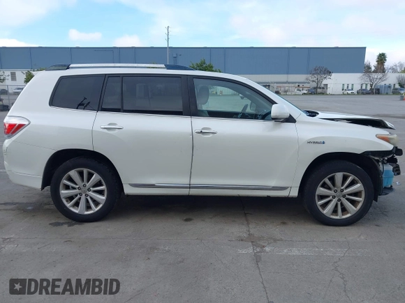 2011 Toyota Highlander Limited with VIN JTEDC3EHXB2002186, listed as a IAAI auction lot 41645915 with 367,650 mi miles and . Bid and sale history available at DreamBid. Image 13.