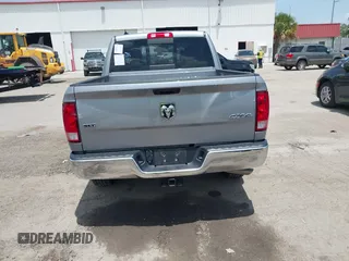 2023 Ram 1500 SLT z VIN 1C6RR7LG0PS517769, wystawiony jako IAAI lot #42451307 z przebiegiem 49 931 mil mil oraz . Historia ofert i sprzedaży dostępna na DreamBid. Obrazek 16.