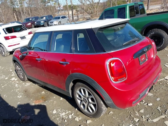 2015 MINI Cooper Hardtop 4 Door S with VIN WMWXU3C58F2B56151, listed as a IAAI auction lot 41320448 with 153,230 mi miles. Bid and sale history available at carsss.com. Image 14.