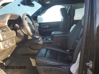 2023 Chevrolet Suburban LT z VIN 1GNSKCKDXPR113715, wystawiony jako Copart lot #47182825 z przebiegiem 195 338 mil mil oraz Szkoda całkowita • Salvage title. Historia ofert i sprzedaży dostępna na DreamBid. Obrazek 7.