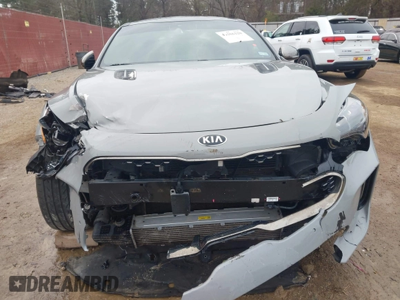2018 Kia Stinger GT2 with VIN KNAE55LC7J6017223, listed as a IAAI auction lot 41356220 with 102,874 mi miles. Bid and sale history available at carsss.com. Image 12.