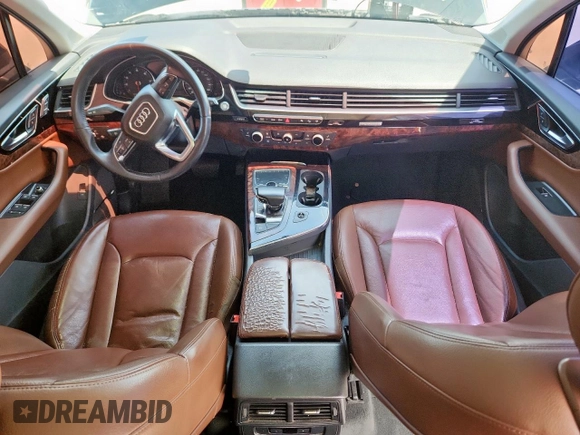 2018 Audi Q7 Premium Plus z VIN WA1LAAF72JD025328, wystawiony jako Copart lot #56709065 z przebiegiem 224 694 mil mil oraz Czysty tytuł • Clean title. Historia ofert i sprzedaży dostępna na DreamBid. Obrazek 8.
