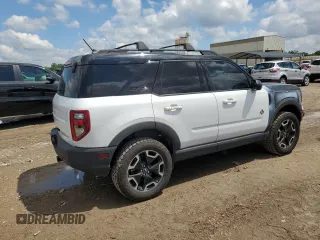 2021 Ford Bronco Sport Outer Banks with VIN 3FMCR9C63MRA95601, listed as a Copart auction lot 57592725 with 86,205 mi miles and Salvage title. Bid and sale history available at DreamBid. Image 3.