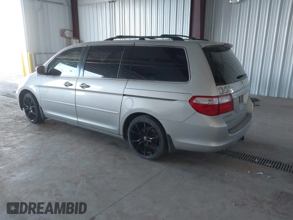 2006 Honda Odyssey EX-L z VIN 5FNRL387X6B413006, wystawiony jako IAAI lot #41687289 z przebiegiem 192 701 mil mil oraz . Historia ofert i sprzedaży dostępna na DreamBid. Obrazek 3.