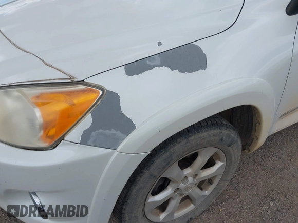 2009 Toyota RAV4 Ltd with VIN JTMBK31V295082912, listed as a IAAI auction lot 42084251 with 140,734 mi miles. Bid and sale history available at carsss.com. Image 6.