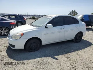 2006 Hyundai Accent GLS z VIN KMHCN46C16U013795, wystawiony jako Copart lot #60937485 z przebiegiem 133 964 mil mil oraz Czysty tytuł • Clean title. Historia ofert i sprzedaży dostępna na DreamBid. Obrazek 1.