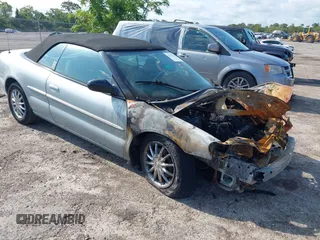 2001 Chrysler Sebring Limited z VIN 1C3EL65U81N640798, wystawiony jako IAAI lot #42187449 z przebiegiem Nie podano mil oraz . Historia ofert i sprzedaży dostępna na DreamBid. Obrazek 1.