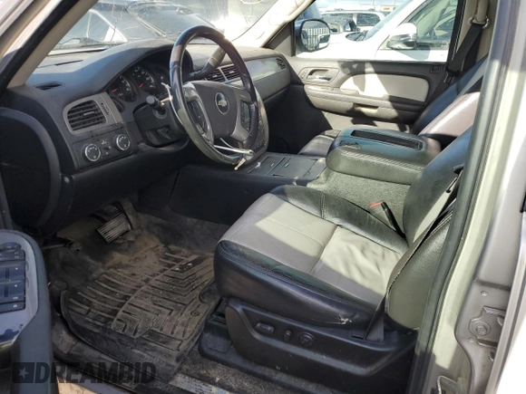 2008 Chevrolet Avalanche LT w/3LT with VIN 3GNFK12398G284843, listed as a Copart auction lot 83497794 with 191,627 mi miles and Salvage Title. Bid and sale history available at carsss.com. Image 7.