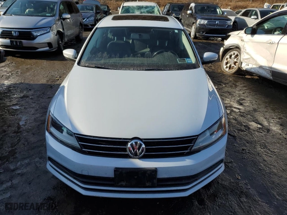 2017 Volkswagen Jetta 1.4T SE with VIN 3VWB67AJ2HM321955, listed as a Copart auction lot 81296634 with 94,085 mi miles and Salvage Title. Bid and sale history available at carsss.com. Image 5.