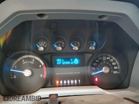 2016 Ford F-550 Lariat with VIN 1FD0W5HT9GEA10738, listed as a Copart auction lot 52636615 with 207,058 mi miles and Clean Title. Bid and sale history available at carsss.com. Image 9.