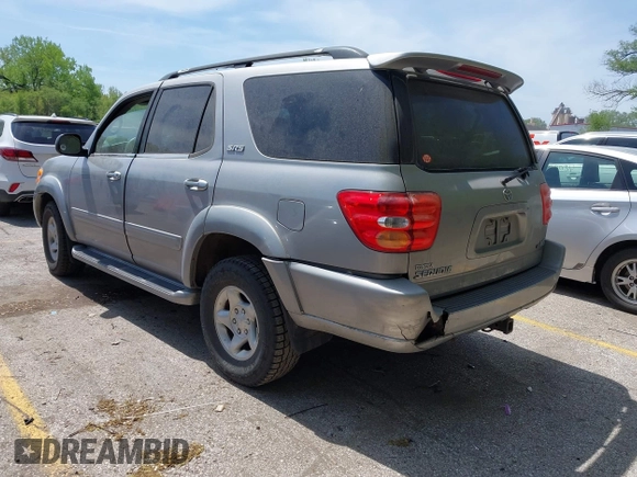 2002 Toyota Sequoia SR5 with VIN 5TDZT34A02S114681, listed as a IAAI auction lot 42102025 with 205,596 mi miles and . Bid and sale history available at carsss.com. Image 3.