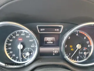 2015 Mercedes-Benz GL-Class GL 350 BlueTEC with VIN 4JGDF2EE7FA539701, listed as a Copart auction lot 84926434 with 164,988 mi miles and Salvage Title. Bid and sale history available at carsss.com. Image 9.