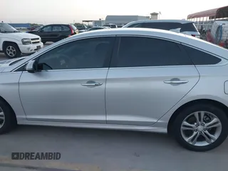2018 Hyundai Sonata SEL with VIN 5NPE34AF1JH673343, listed as a IAAI auction lot 41827225 with 29,732 mi miles and . Bid and sale history available at carsss.com. Image 15.