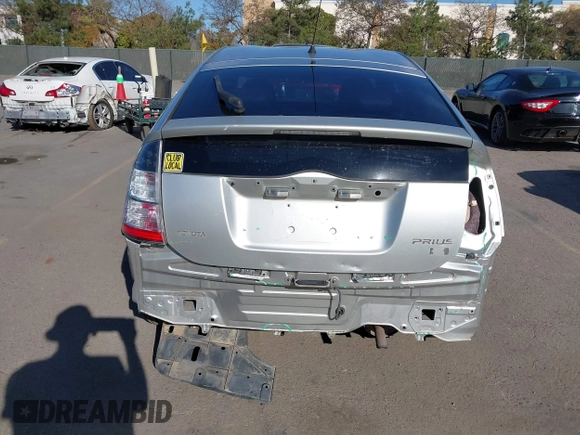 2005 Toyota Prius z VIN JTDKB20UX53080527, wystawiony jako IAAI lot #41831153 z przebiegiem 256 327 mil mil oraz . Historia ofert i sprzedaży dostępna na DreamBid. Obrazek 17.