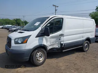 2015 Ford Transit Cargo z VIN 1FTNR1YM6FKB00237, wystawiony jako IAAI lot #41881887 z przebiegiem 97 274 mil mil oraz . Historia ofert i sprzedaży dostępna na DreamBid. Obrazek 6.