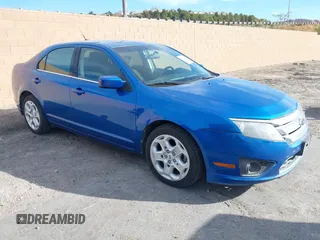 2011 Ford Fusion SE with VIN 3FAHP0HA2BR334826, listed as a IAAI auction lot 40993511 with 194,486 mi miles. Bid and sale history available at carsss.com. Image 1.