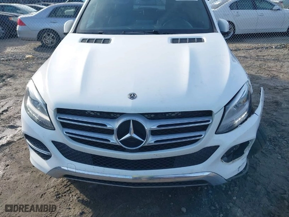 2018 Mercedes-Benz GLE with VIN 4JGDA5JB5JB185143, listed as a IAAI auction lot 41446570 with NaN miles. Bid and sale history available at carsss.com. Image 12.