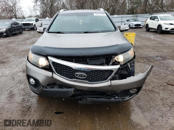 2012 Kia Sorento EX with VIN 5XYKUCA67CG195756, listed as a Copart auction lot 52612595 with 196,438 mi miles and Clean Title. Bid and sale history available at carsss.com. Image 5.