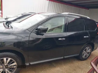 2018 Nissan Pathfinder SL with VIN 5N1DR2MN0JC633392, listed as a IAAI auction lot 41819626 with 160,504 mi miles. Bid and sale history available at carsss.com. Image 14.
