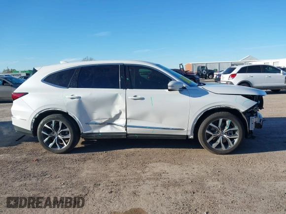 2022 Acura MDX w/Technology Package with VIN 5J8YD9H45NL009674, listed as a IAAI auction lot 41251825 with 38,635 mi miles. Bid and sale history available at carsss.com. Image 14.