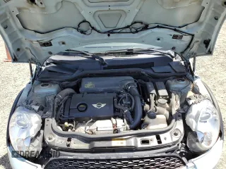 2013 MINI Convertible S z VIN WMWZP3C54DT551321, wystawiony jako Copart lot #57089205 z przebiegiem 92 441 mil mil oraz Szkoda całkowita • Salvage title. Historia ofert i sprzedaży dostępna na DreamBid. Obrazek 11.