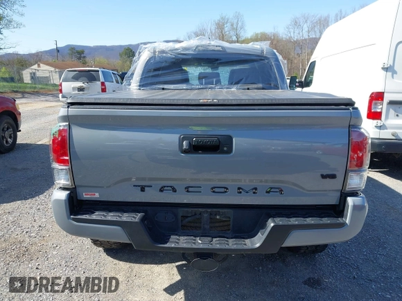 2020 Toyota Tacoma SR5 z VIN 5TFCZ5AN5LX229019, wystawiony jako IAAI lot #41907694 z przebiegiem 79 355 mil mil oraz . Historia ofert i sprzedaży dostępna na DreamBid. Obrazek 17.