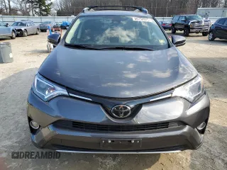 2018 Toyota RAV4 XLE with VIN 2T3RFREV3JW848384, listed as a Copart auction lot 88758945 with 28,951 mi miles and Salvage Title. Bid and sale history available at DreamBid. Image 5.