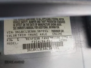 2008 Nissan Versa S z VIN 3N1BC13E88L387251, wystawiony jako IAAI lot #41851577 z przebiegiem 275 098 mil mil oraz . Historia ofert i sprzedaży dostępna na DreamBid. Obrazek 9.