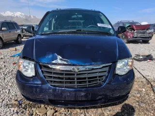 2006 Chrysler Town & Country LWB Touring with VIN 2A4GP54LX6R661586, listed as a Copart auction lot 53335385 with 72,597 mi miles and Salvage Title. Bid and sale history available at carsss.com. Image 5.