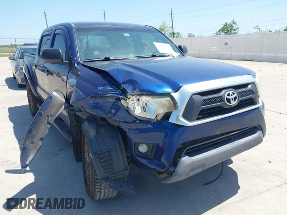2014 Toyota Tacoma PreRunner with VIN 3TMJU4GN8EM157541, listed as a IAAI auction lot 41998374 with 113,830 mi miles. Bid and sale history available at carsss.com. Image 6.