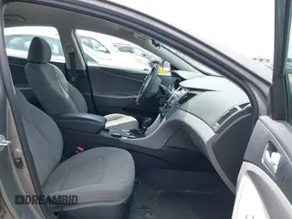 2013 Hyundai Sonata GLS with VIN 5NPEB4AC6DH743528, listed as a IAAI auction lot 42203843 with 151,427 mi miles and . Bid and sale history available at carsss.com. Image 5.