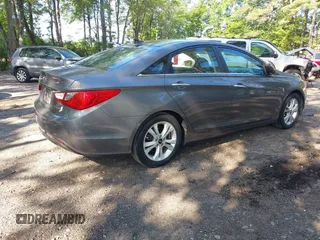 2012 Hyundai Sonata Limited z VIN 5NPEC4AC7CH415496, wystawiony jako IAAI lot #42550581 z przebiegiem 37 229 mil mil oraz . Historia ofert i sprzedaży dostępna na DreamBid. Obrazek 4.