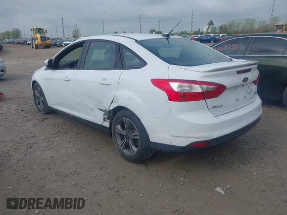 2014 Ford Focus SE with VIN 1FADP3F29EL353274, listed as a IAAI auction lot 42114579 with 140,937 mi miles and . Bid and sale history available at carsss.com. Image 3.