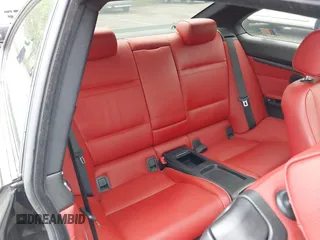 2012 BMW 3 Series 328i z VIN WBAKE5C51CE756018, wystawiony jako IAAI lot #42160065 z przebiegiem 96 503 mil mil oraz . Historia ofert i sprzedaży dostępna na DreamBid. Obrazek 8.