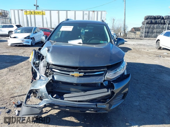 2017 Chevrolet Trax LT with VIN KL7CJPSB6HB253418, listed as a IAAI auction lot 41881440 with 114,104 mi miles. Bid and sale history available at carsss.com. Image 12.