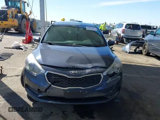 2014 Kia Forte LX with VIN KNAFX4A67E5182013, listed as a IAAI auction lot 41878931 with 35,967 mi miles. Bid and sale history available at carsss.com. Image 12.