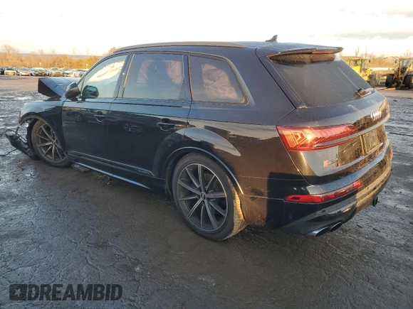 2021 Audi SQ7 Prestige z VIN WA1VWBF70MD000531, wystawiony jako Copart lot #44532165 z przebiegiem 29 278 mil mil oraz Szkoda całkowita • Salvage title. Historia ofert i sprzedaży dostępna na DreamBid. Obrazek 2.