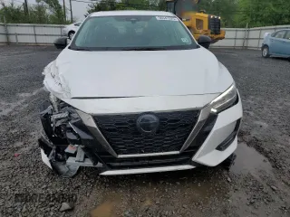 2021 Nissan Sentra SR z VIN 3N1AB8DV0MY324132, wystawiony jako Copart lot #56547225 z przebiegiem 48 291 mil mil oraz Szkoda całkowita • Salvage title. Historia ofert i sprzedaży dostępna na DreamBid. Obrazek 5.