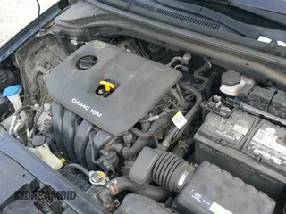 2017 Hyundai Elantra SE z VIN 5NPD84LF4HH141458, wystawiony jako IAAI lot #42854994 z przebiegiem 74 992 mil mil oraz . Historia ofert i sprzedaży dostępna na DreamBid. Obrazek 22.