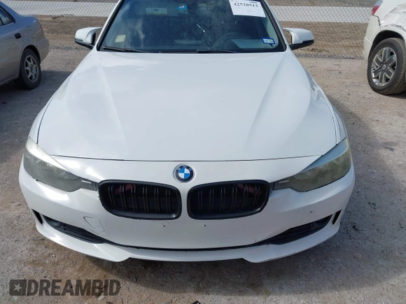2014 BMW 3 Series 328i с VIN WBA3A5C5XEJ463194, выставлен на аукционе IAAI как лот 42528513 с пробегом 179 909 миль миль и . История ставок и продаж доступна на DreamBid. Изображение 12.