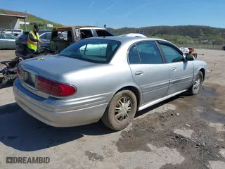 2005 Buick LeSabre Custom with VIN 1G4HP52K75U114518, listed as a IAAI auction lot 42101744 with 197,717 mi miles. Bid and sale history available at carsss.com. Image 4.