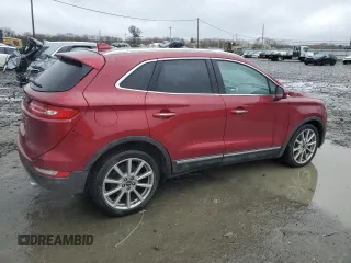 2019 Lincoln MKC Reserve with VIN 5LMCJ3C92KUL43662, listed as a Copart auction lot 52933255 with 31,076 mi miles and Salvage Title. Bid and sale history available at DreamBid. Image 3.