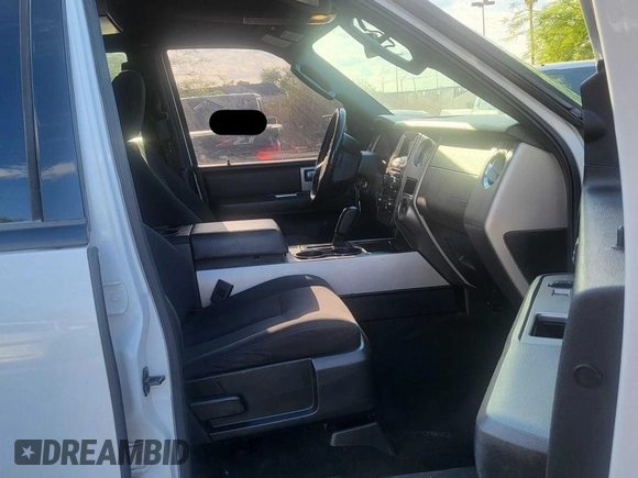2016 Ford Expedition Max XLT with VIN 1FMJK1JT5GEF27974, listed as a Copart auction lot 60102105 with 132,445 mi miles and Clean title. Bid and sale history available at DreamBid. Image 5.