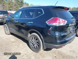 2015 Nissan Rogue SL with VIN 5N1AT2MV5FC851582, listed as a IAAI auction lot 41752765 with 180,654 mi miles. Bid and sale history available at carsss.com. Image 3.