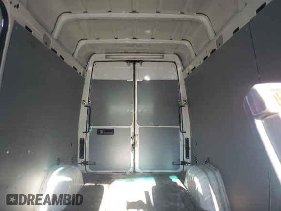 2005 Freightliner Sprinter with VIN WDYPD644455828120, listed as a Copart auction lot 78035634 with 241,364 mi miles and Clean Title. Bid and sale history available at DreamBid. Image 10.