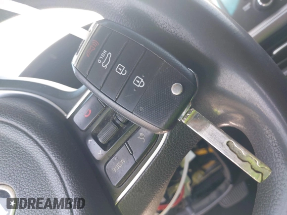 2016 Kia Optima LX with VIN 5XXGT4L34GG024846, listed as a IAAI auction lot 42325706 with 80,645 mi miles and . Bid and sale history available at DreamBid. Image 11.