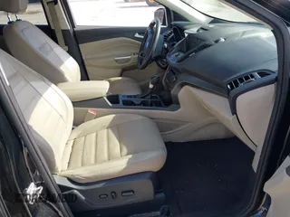 2017 Ford Escape SE with VIN 1FMCU0GDXHUB56573, listed as a IAAI auction lot 41694558 with 145,902 mi miles. Bid and sale history available at carsss.com. Image 5.